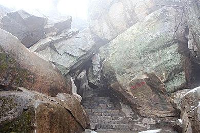 Empress先攻破《刺客英灵殿》完全版 然后是生化4RE